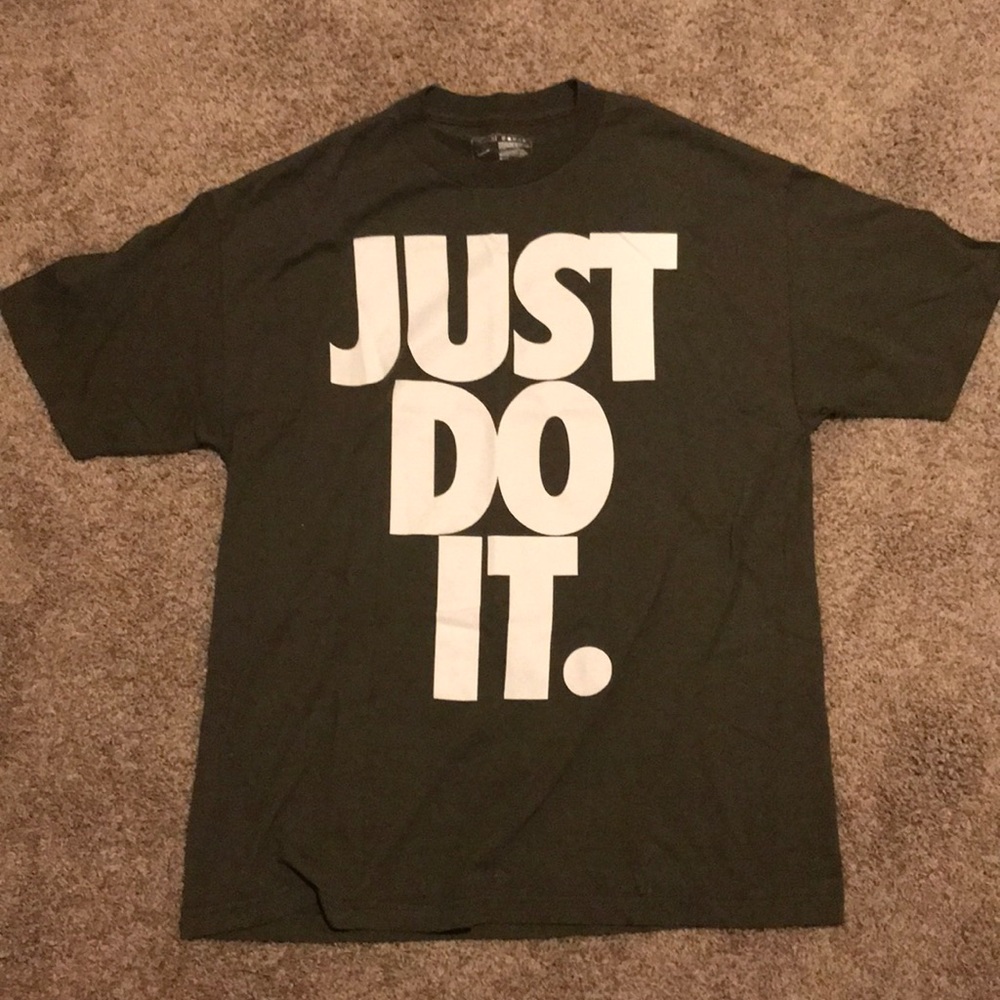 Nike T-shirt